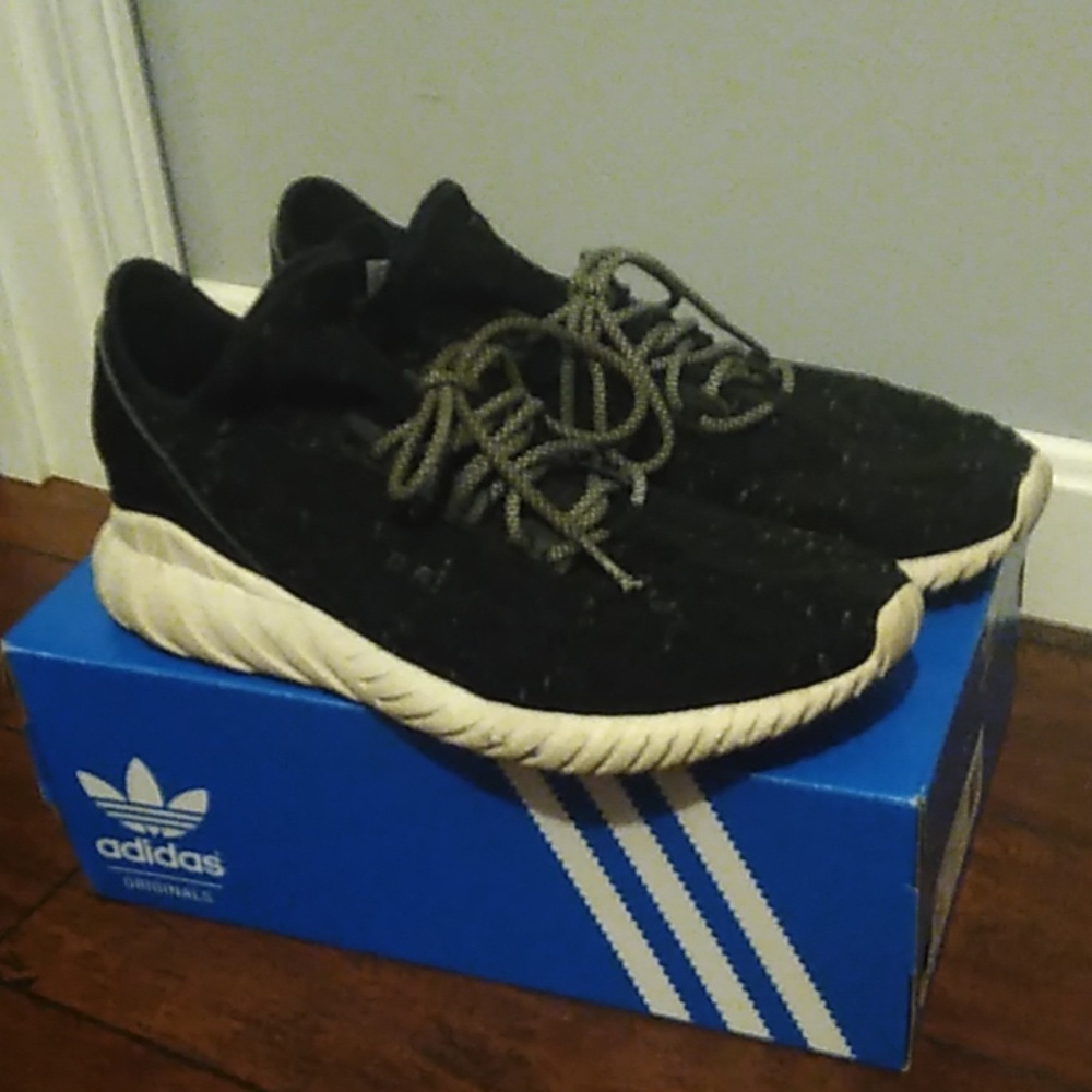 Adidas Tubular